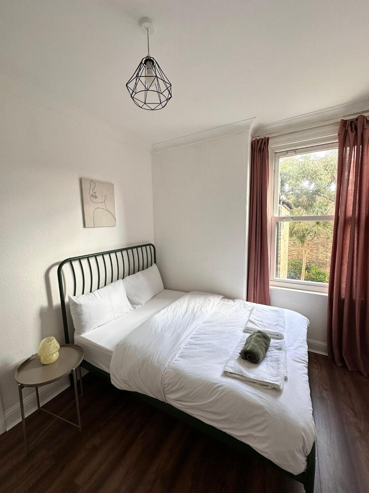 Charming, Renovated Residence In Willesden Green Λονδίνο Εξωτερικό φωτογραφία