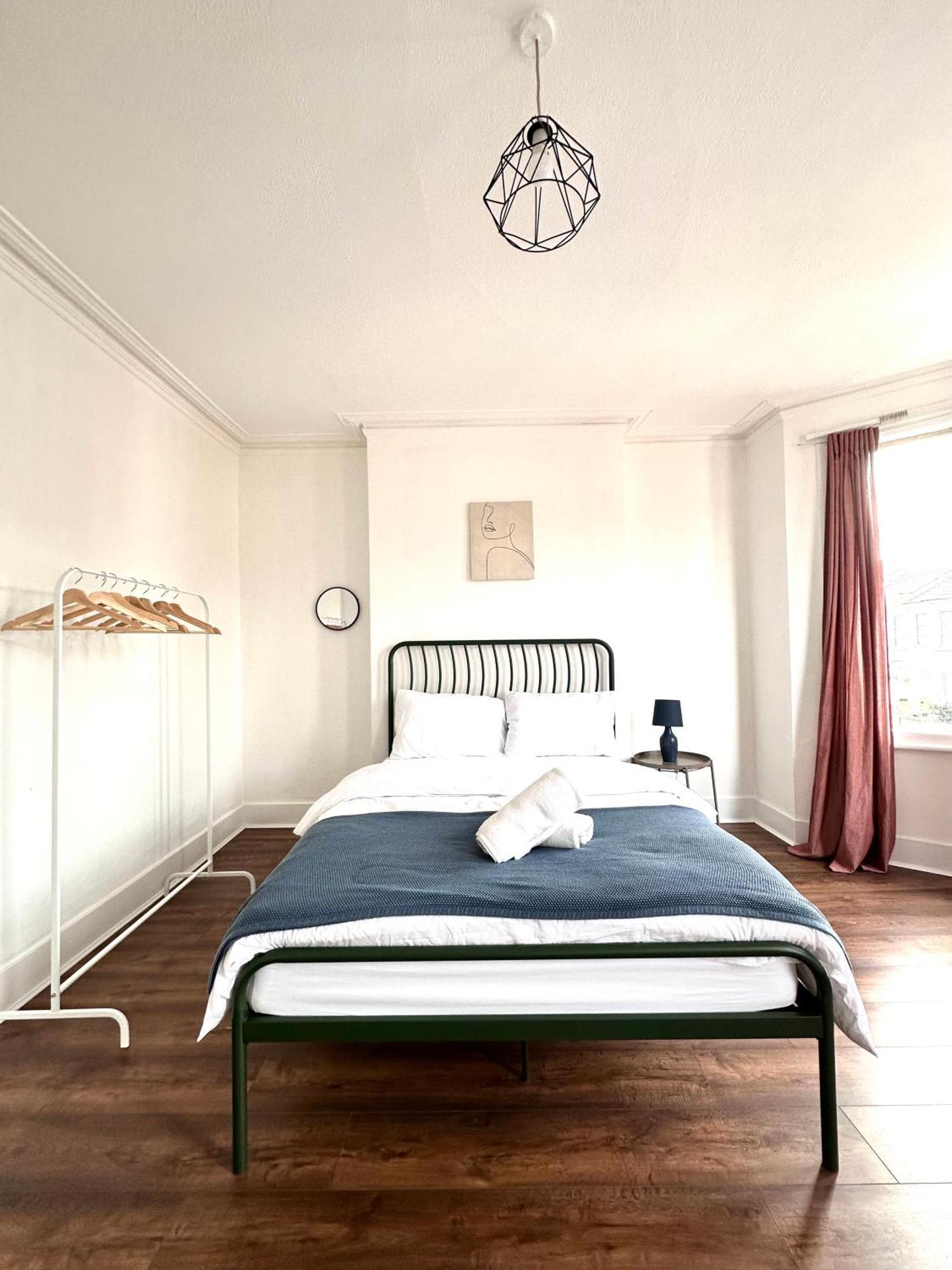 Charming, Renovated Residence In Willesden Green Λονδίνο Εξωτερικό φωτογραφία